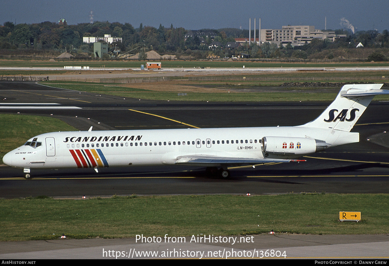 Aircraft Photo of LN-RMH | McDonnell Douglas MD-87 (DC-9-87) | Scandinavian Airlines - SAS | AirHistory.net #136804