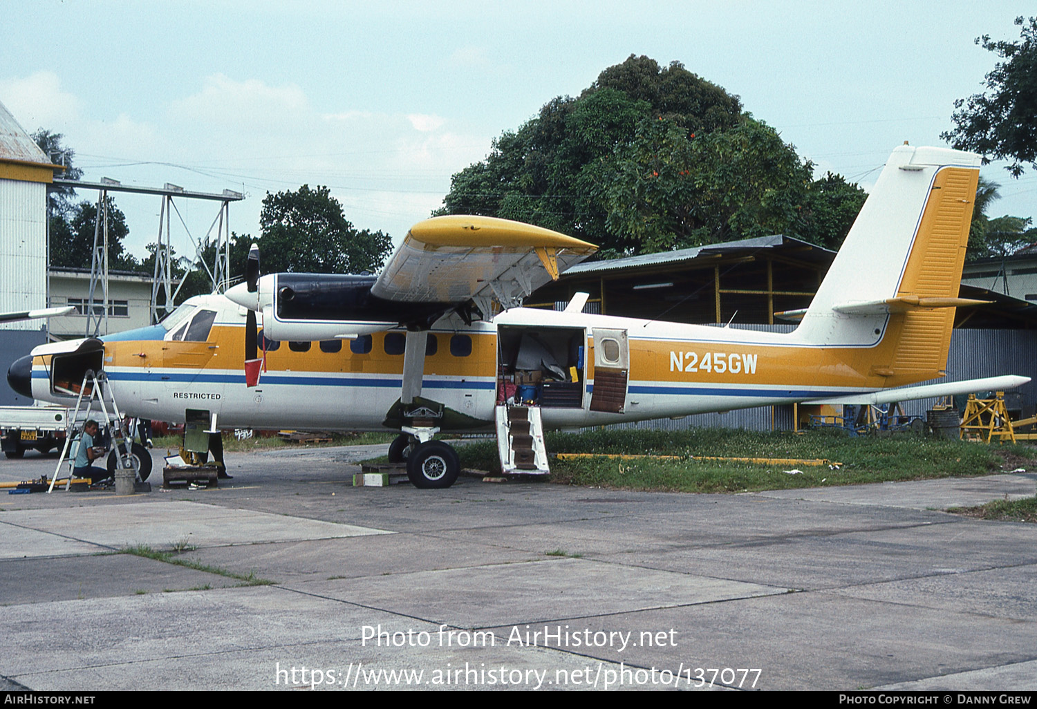 Aircraft Photo of N245GW | De Havilland Canada DHC-6-200 Twin Otter | AirHistory.net #137077