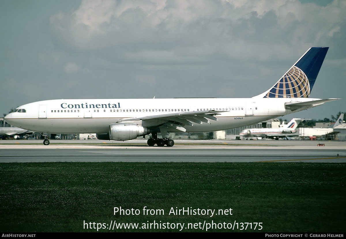 Aircraft Photo of N14969 | Airbus A300B4-203 | Continental Airlines | AirHistory.net #137175