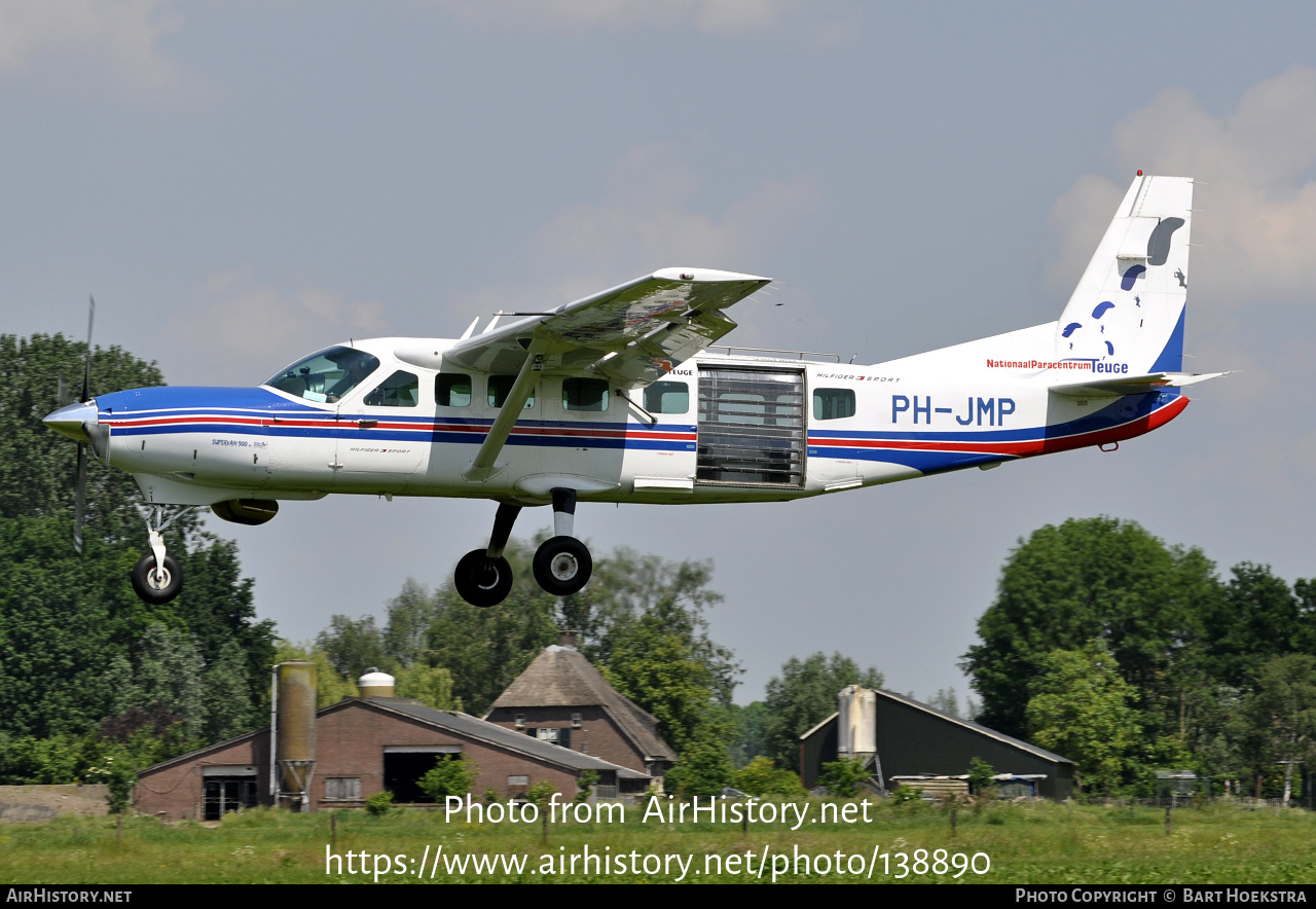 Aircraft Photo of PH-JMP | Cessna 208B Texas Turbine Supervan 900 | Nationaal Paracentrum Teuge | AirHistory.net #138890