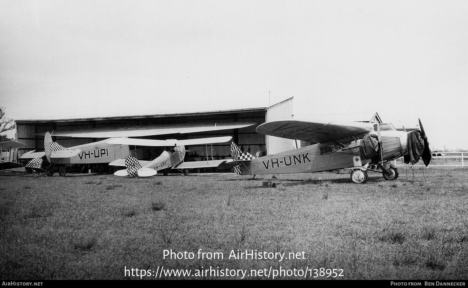 Aircraft Photo of VH-UNK | Avro 619 Five | Queensland Air Navigation | AirHistory.net #138952