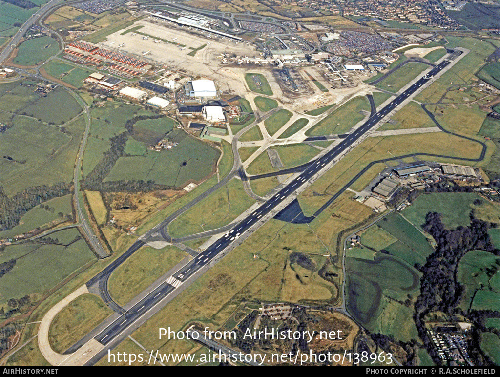 Airport photo of Manchester - International (EGCC / MAN) in England, United Kingdom | AirHistory.net #138963