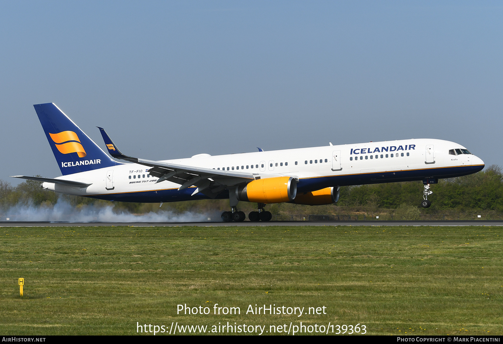 Aircraft Photo of TF-FIO | Boeing 757-208 | Icelandair | AirHistory.net #139363