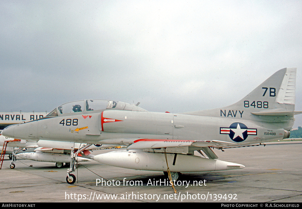 Aircraft Photo of 158488 / 8488 | McDonnell Douglas TA-4J Skyhawk | USA - Navy | AirHistory.net #139492