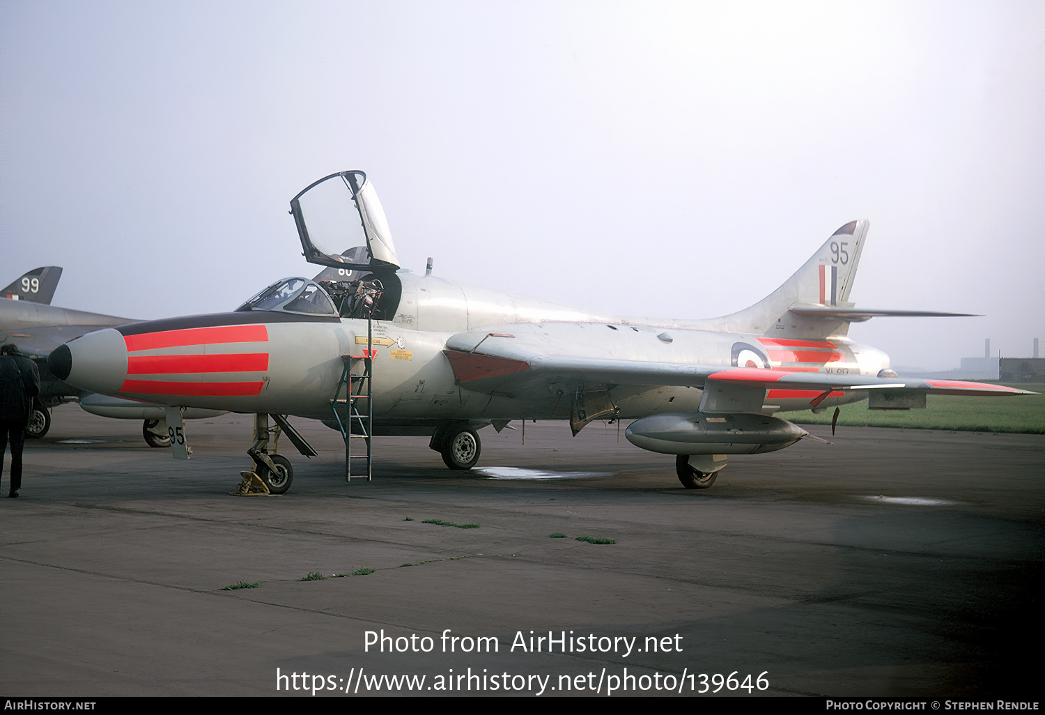 Aircraft Photo of XL617 | Hawker Hunter T7 | UK - Air Force | AirHistory.net #139646