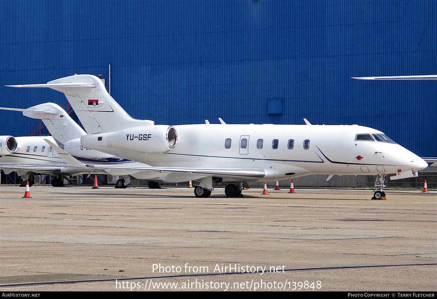 Aircraft Photo of YU-GSF | Bombardier Challenger 350 (BD-100-1A10) | AirHistory.net #139848