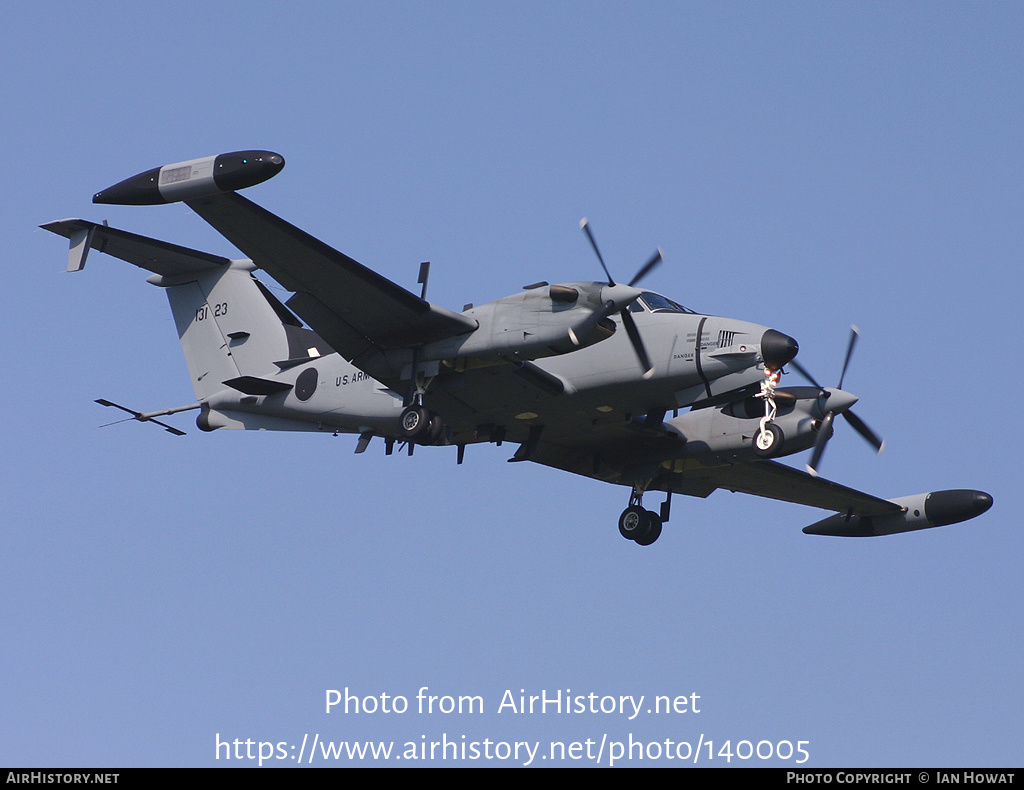 Aircraft Photo of 92-13123 / 13123 | Beech RC-12P Huron (A200CT) | USA - Army | AirHistory.net #140005