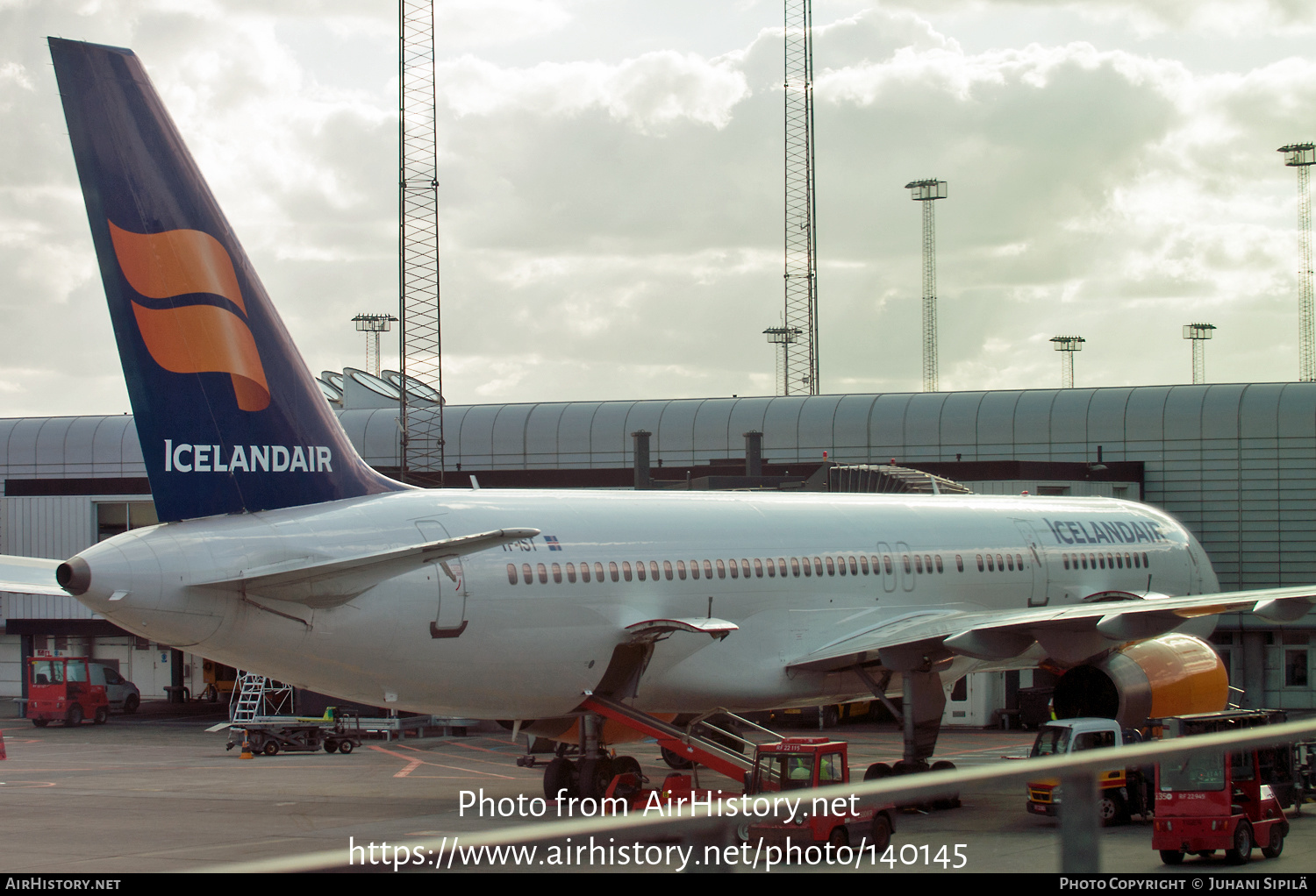 Aircraft Photo of TF-IST | Boeing 757-256 | Icelandair | AirHistory.net #140145