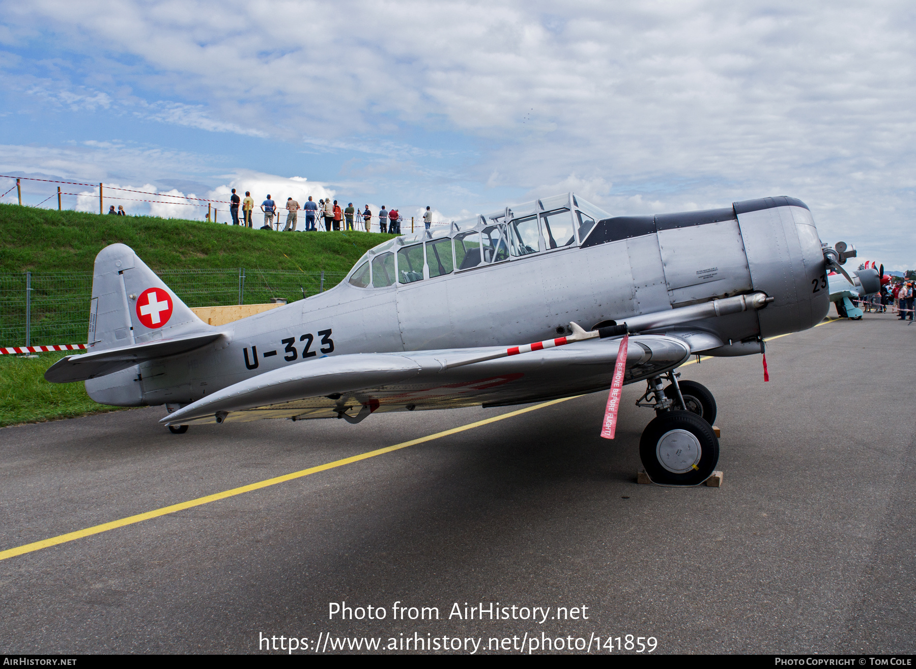 Aircraft Photo of HB-RDN / U-323 | North American AT-16 Harvard II | Switzerland - Air Force | AirHistory.net #141859