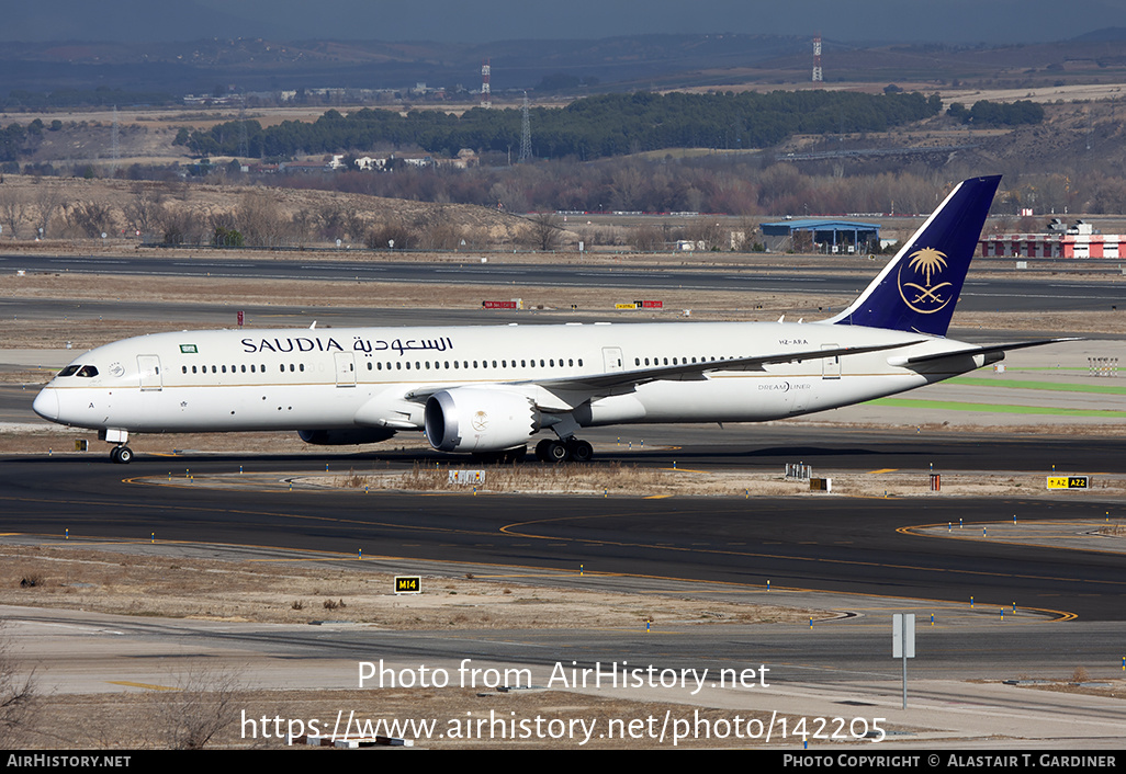 Aircraft Photo of HZ-ARA | Boeing 787-9 Dreamliner | Saudia - Saudi Arabian Airlines | AirHistory.net #142205