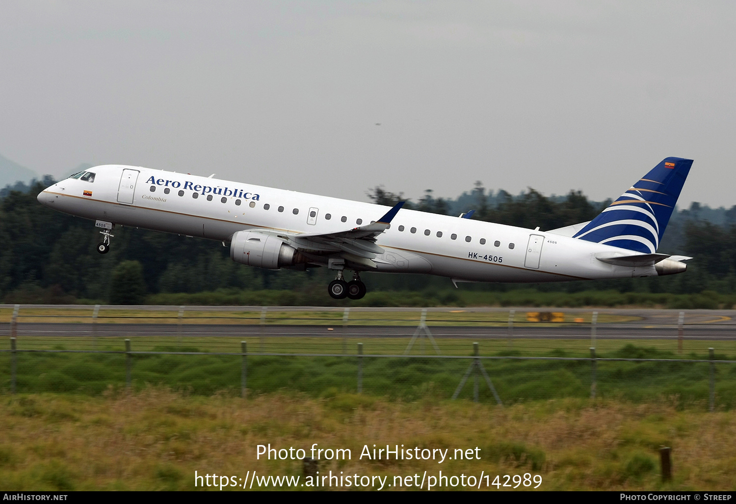 Aircraft Photo of HK-4505 | Embraer 190LR (ERJ-190-100LR) | Aero República | AirHistory.net #142989