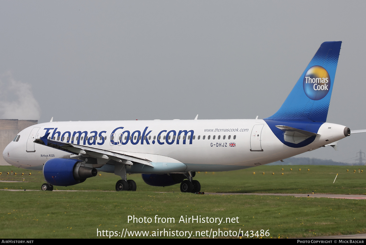 Aircraft Photo of G-DHJZ | Airbus A320-214 | Thomas Cook Airlines | AirHistory.net #143486