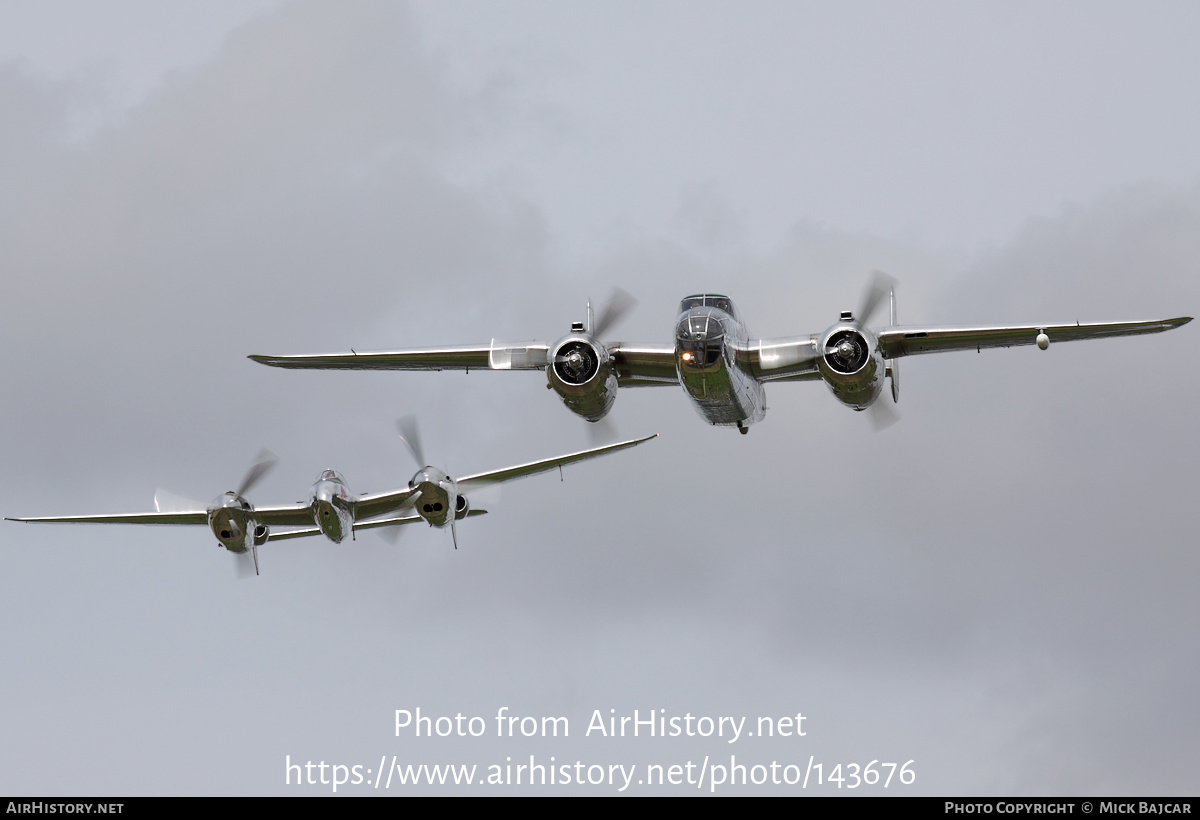 Aircraft Photo of N6123C | North American B-25J Mitchell | Red Bull | AirHistory.net #143676