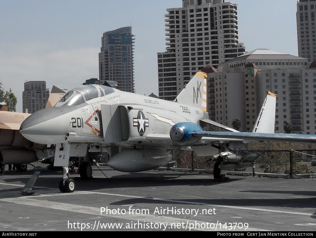 Aircraft Photo of 153880 | McDonnell Douglas F-4J Phantom II | USA - Navy | AirHistory.net #143709