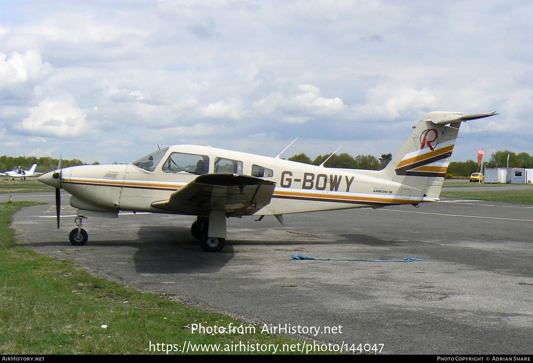 Aircraft Photo of G-BOWY | Piper PA-28RT-201T Turbo Arrow IV | AirHistory.net #144047