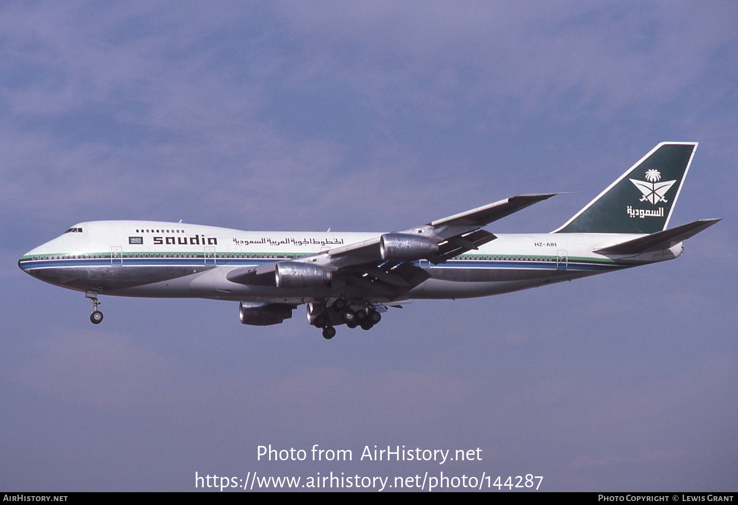 Aircraft Photo of HZ-AIH | Boeing 747-168B | Saudia - Saudi Arabian Airlines | AirHistory.net #144287