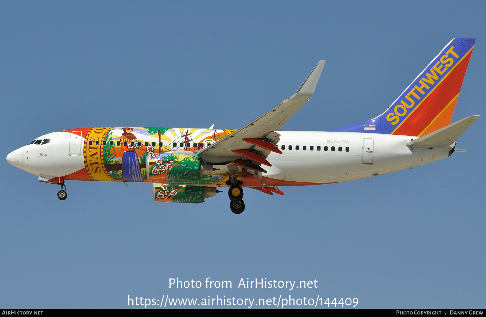 Aircraft Photo of N945WN | Boeing 737-7H4 | Southwest Airlines | AirHistory.net #144409