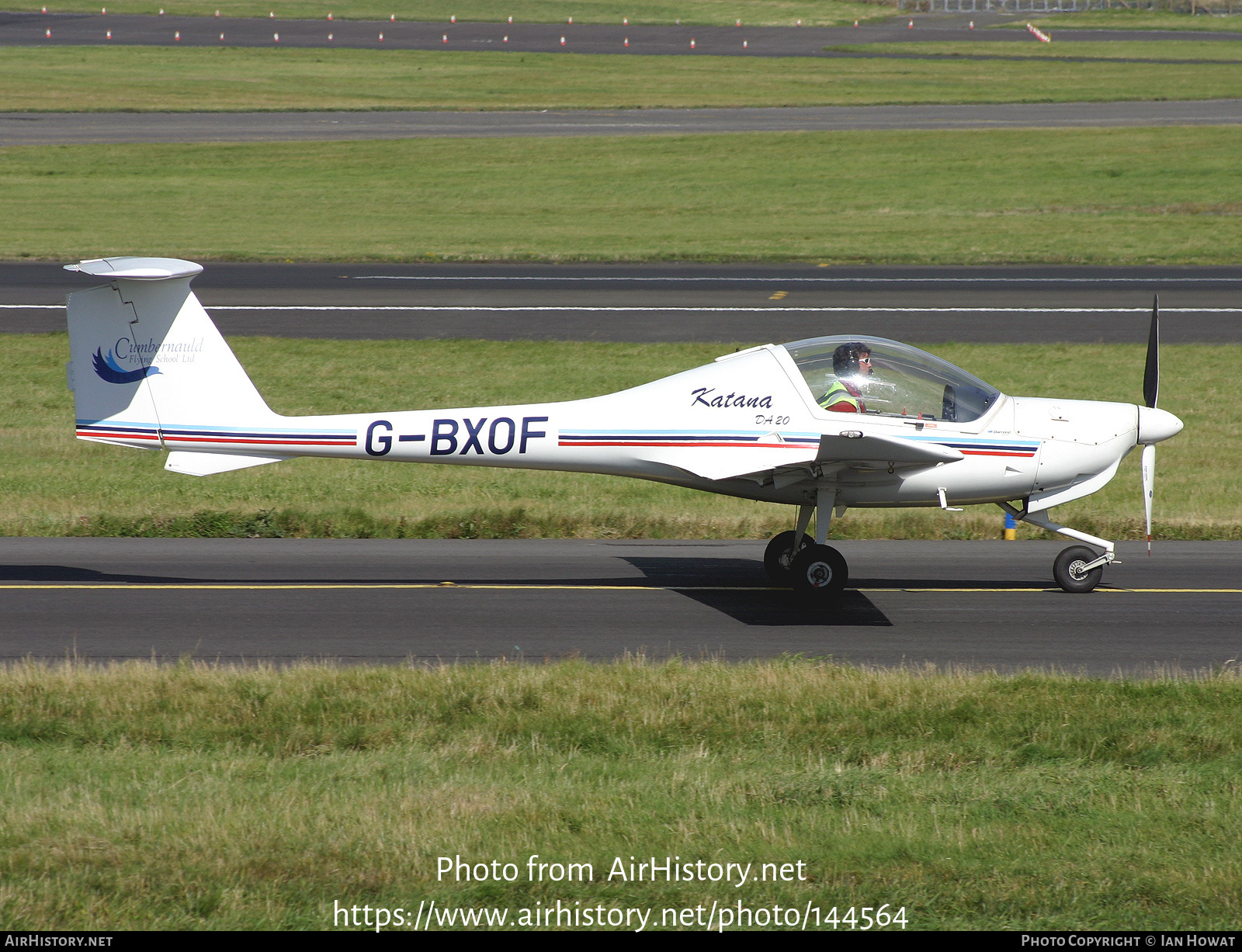 Aircraft Photo of G-BXOF | Diamond DA20A-1 Katana | Cumbernauld Flying School | AirHistory.net #144564