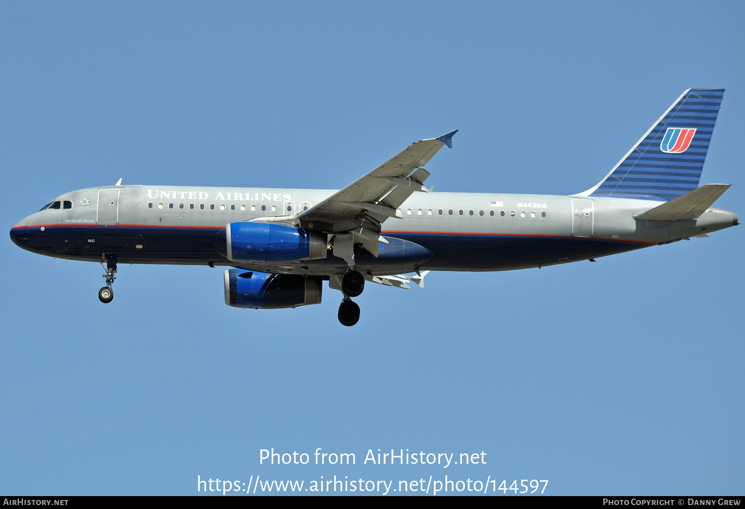 Aircraft Photo of N443UA | Airbus A320-232 | United Airlines | AirHistory.net #144597