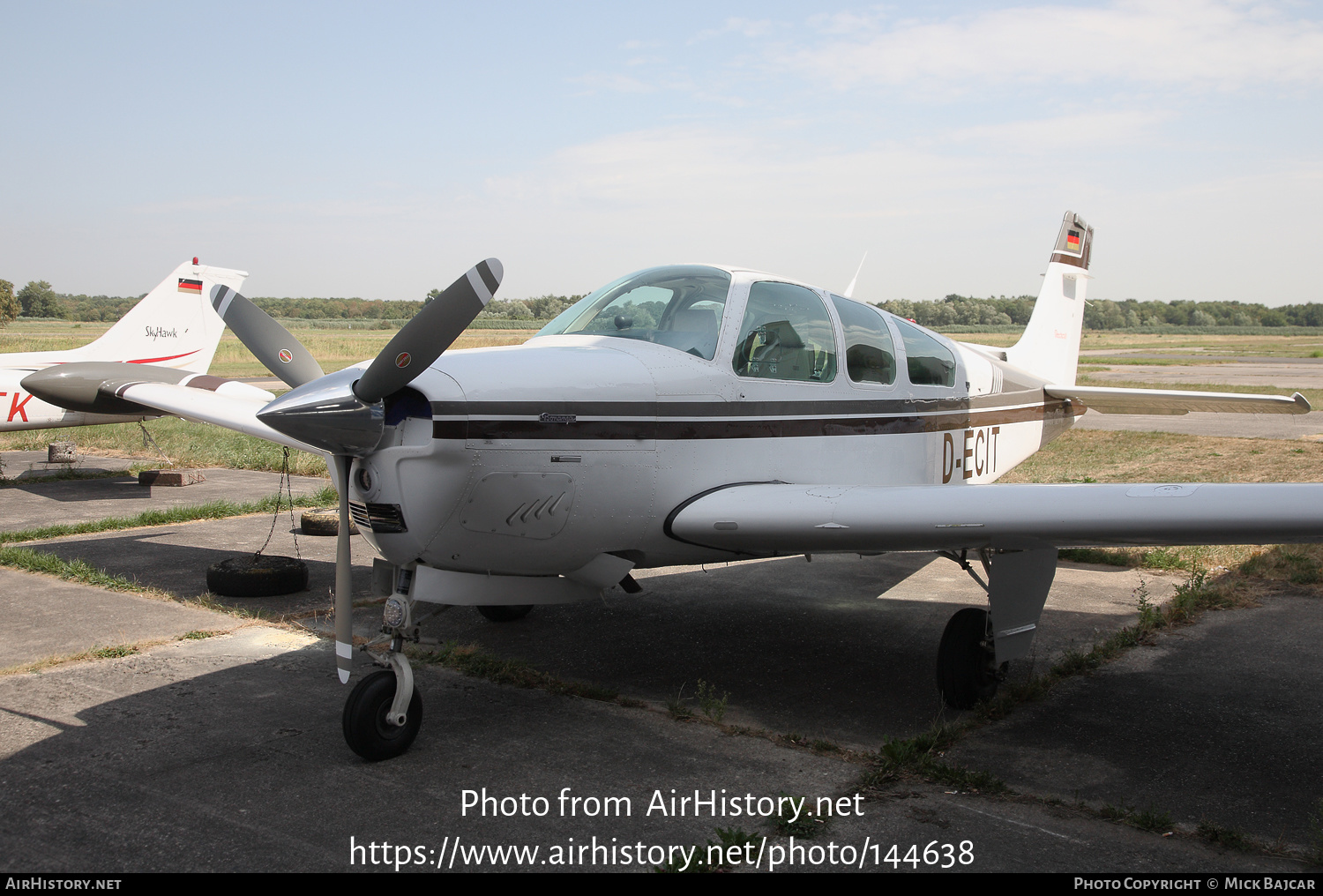 Aircraft Photo of D-ECIT | Beech F33A Bonanza | AirHistory.net #144638