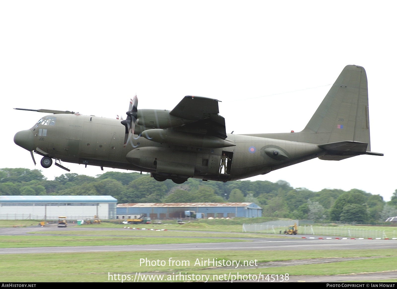 Aircraft Photo of XV200 | Lockheed C-130K Hercules C1 (L-382) | UK - Air Force | AirHistory.net #145138