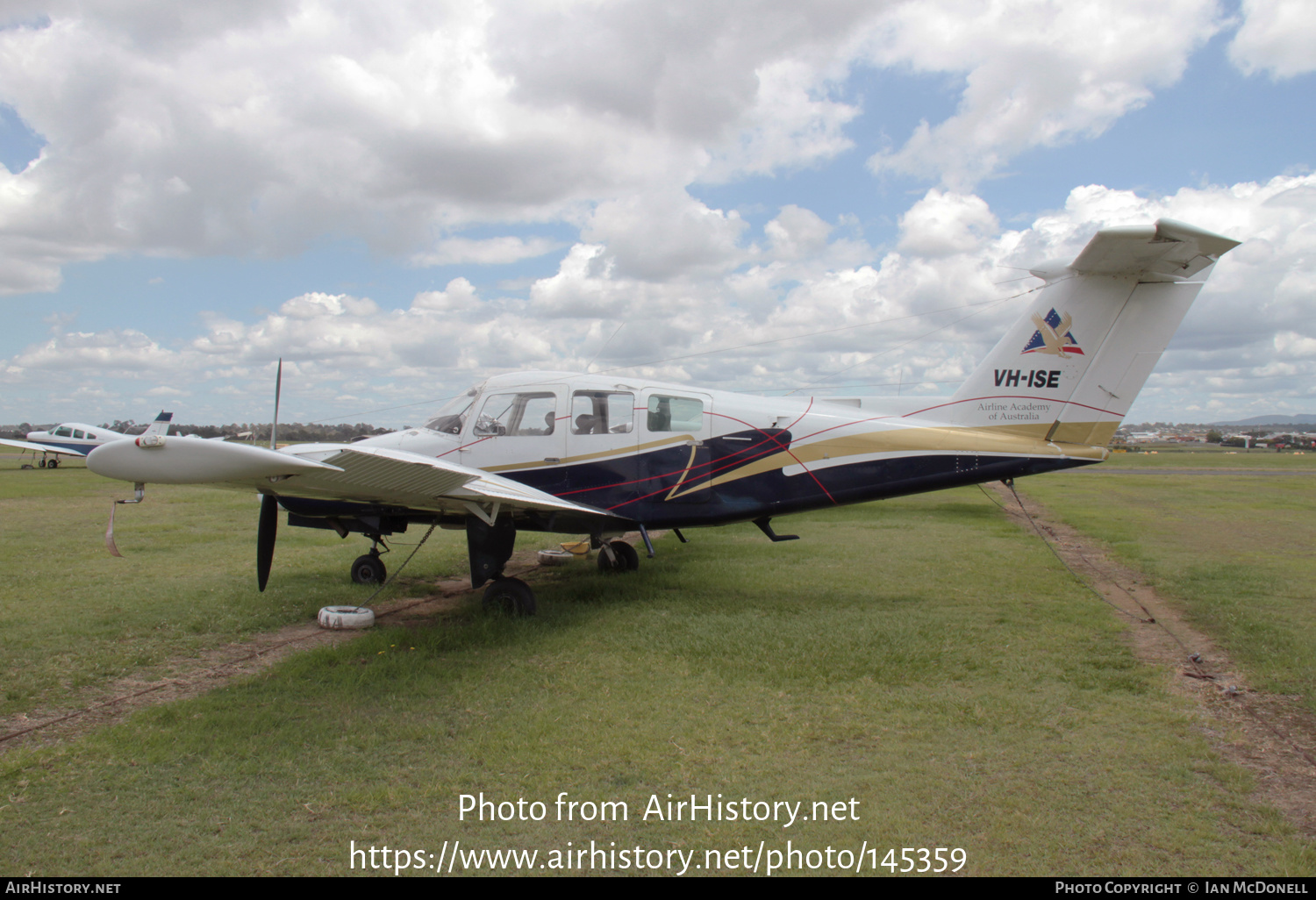 Aircraft Photo of VH-ISE | Beech 76 Duchess | Airline Academy of Australia | AirHistory.net #145359