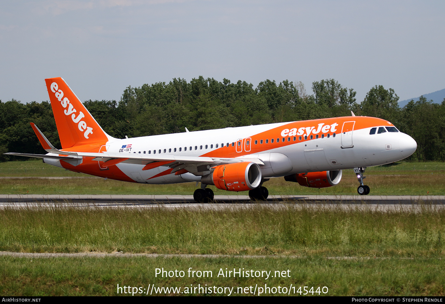 Aircraft Photo of OE-IVT | Airbus A320-214 | EasyJet | AirHistory.net #145440