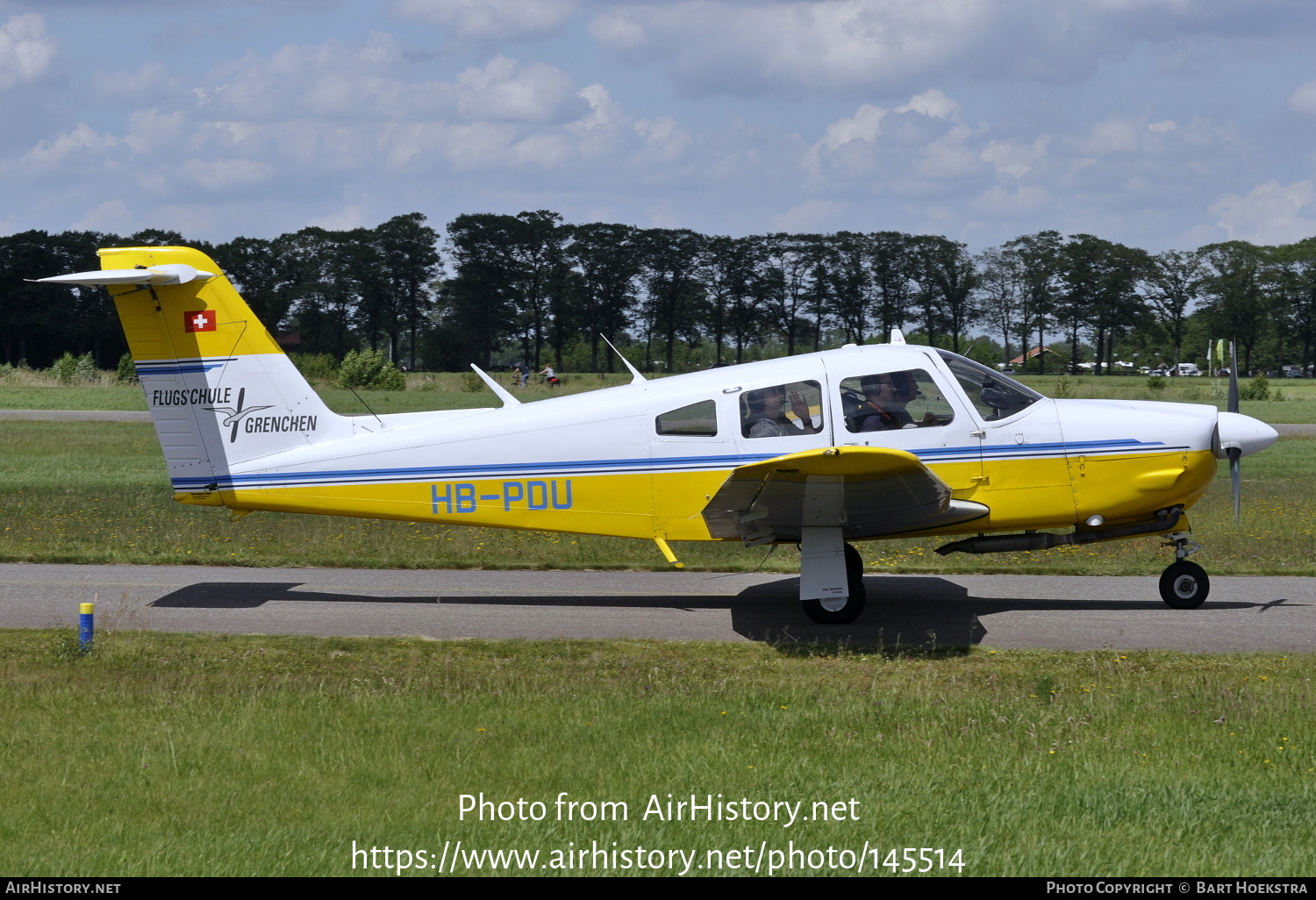 Aircraft Photo of HB-PDU | Piper PA-28RT-201 Arrow IV | Flugschule ...