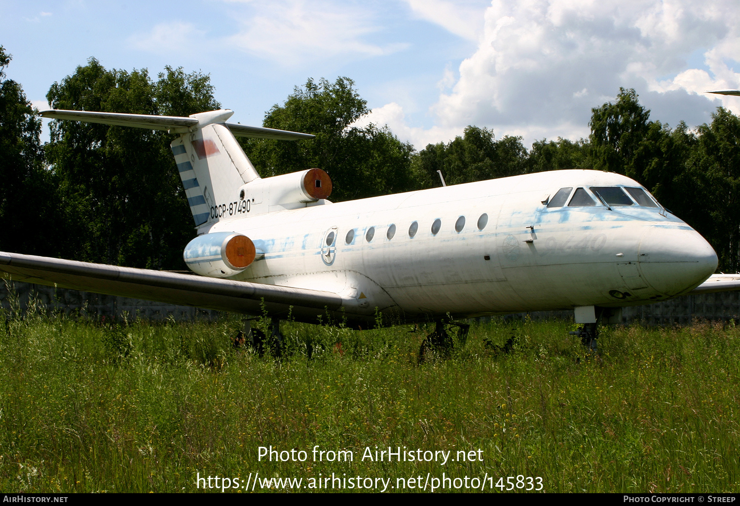 Aircraft Photo of CCCP-87490 | Yakovlev Yak-40K | Aeroflot | AirHistory.net #145833