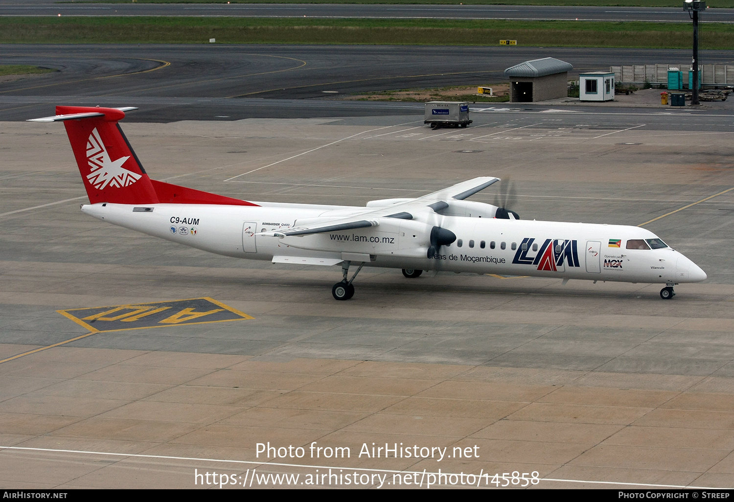 Aircraft Photo of C9-AUM | Bombardier DHC-8-402 Dash 8 | LAM - Linhas Aéreas de Moçambique | AirHistory.net #145858