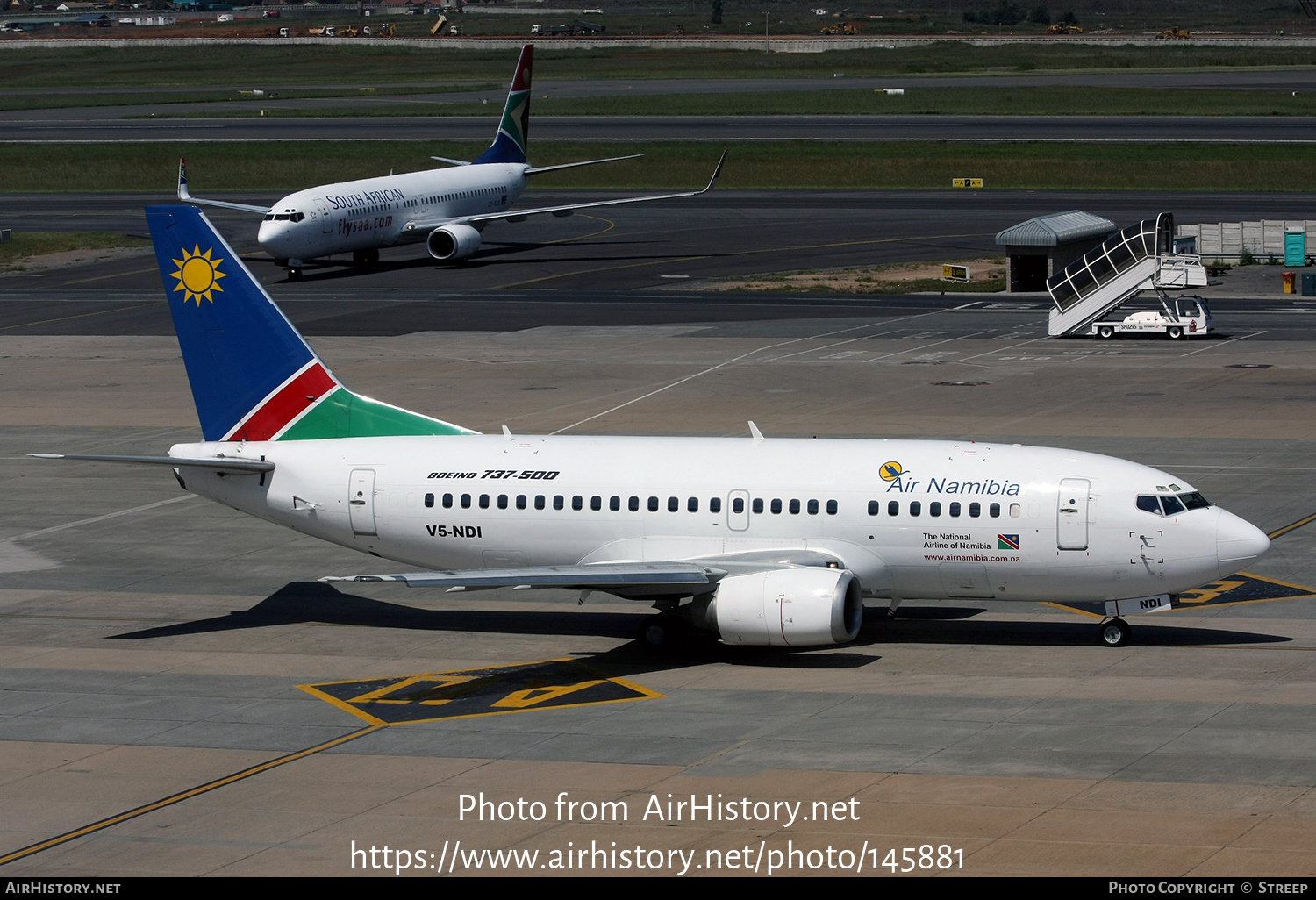 Aircraft Photo of V5-NDI | Boeing 737-528 | Air Namibia | AirHistory.net #145881