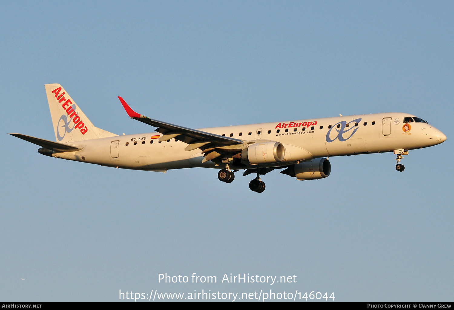 Aircraft Photo of EC-KXD | Embraer 195LR (ERJ-190-200LR) | Air Europa | AirHistory.net #146044