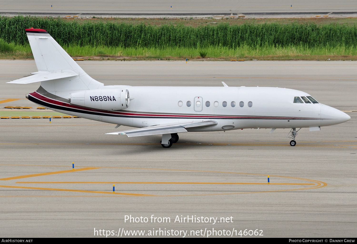 Aircraft Photo of N888NA | Dassault Falcon 2000 | AirHistory.net #146062