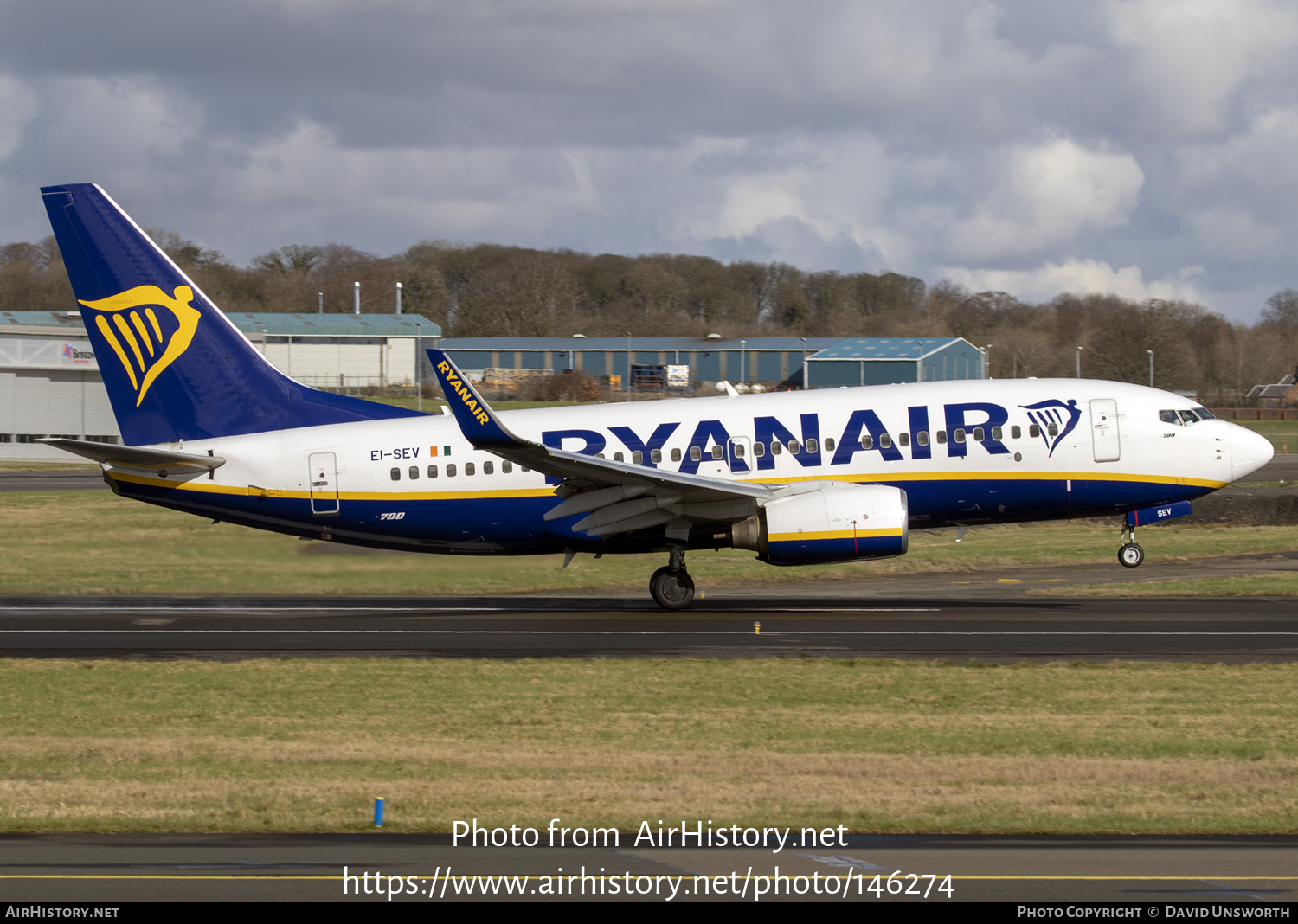 Aircraft Photo of EI-SEV | Boeing 737-73S | Ryanair | AirHistory.net #146274