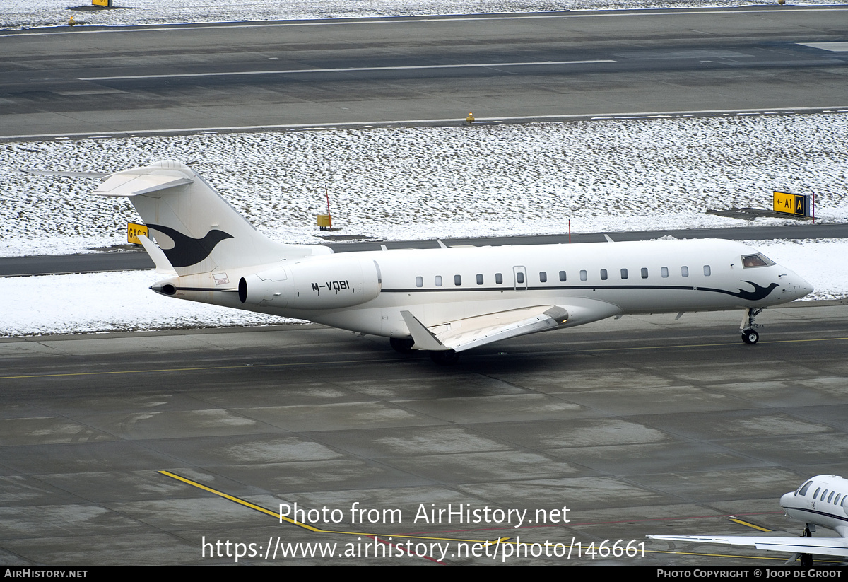 Aircraft Photo of M-VQBI | Bombardier Global Express XRS (BD-700-1A10) | AirHistory.net #146661