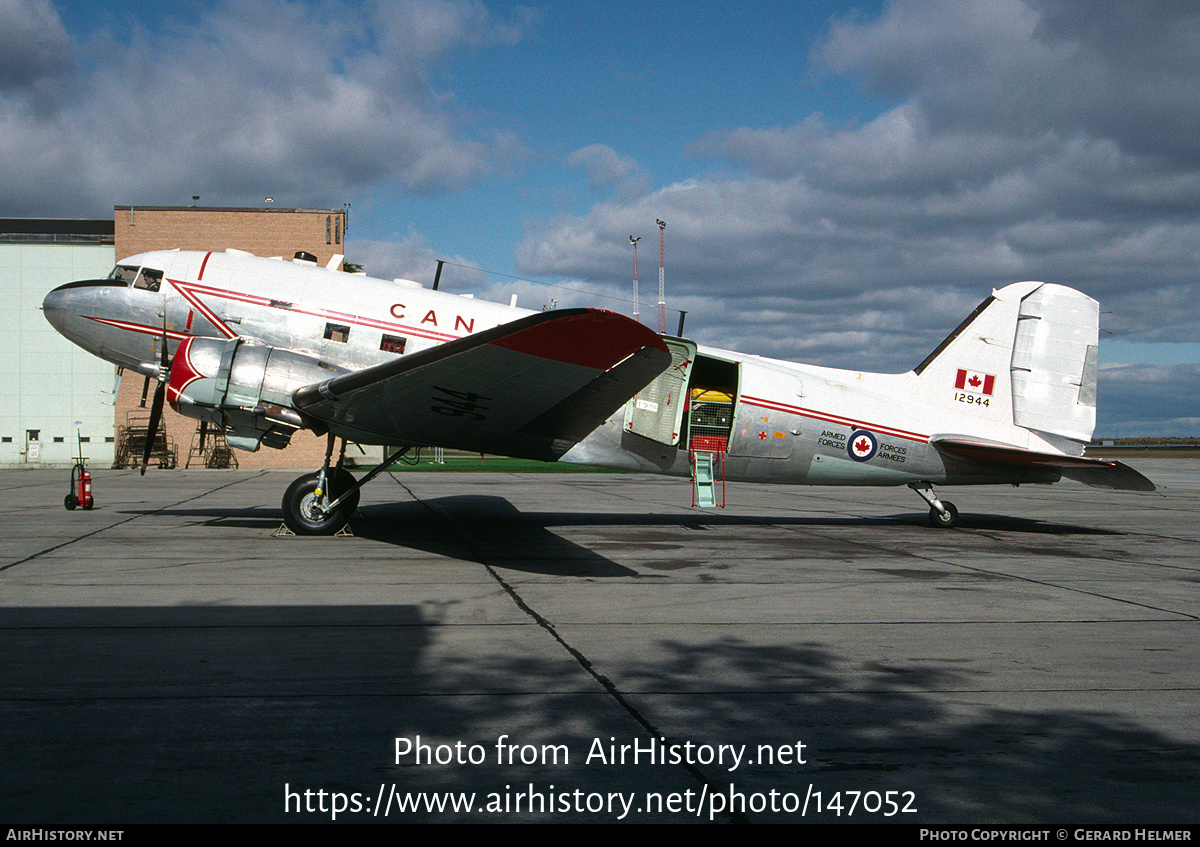 Aircraft Photo of 12944 | Douglas CC-129 Dakota 3 | Canada - Air Force | AirHistory.net #147052