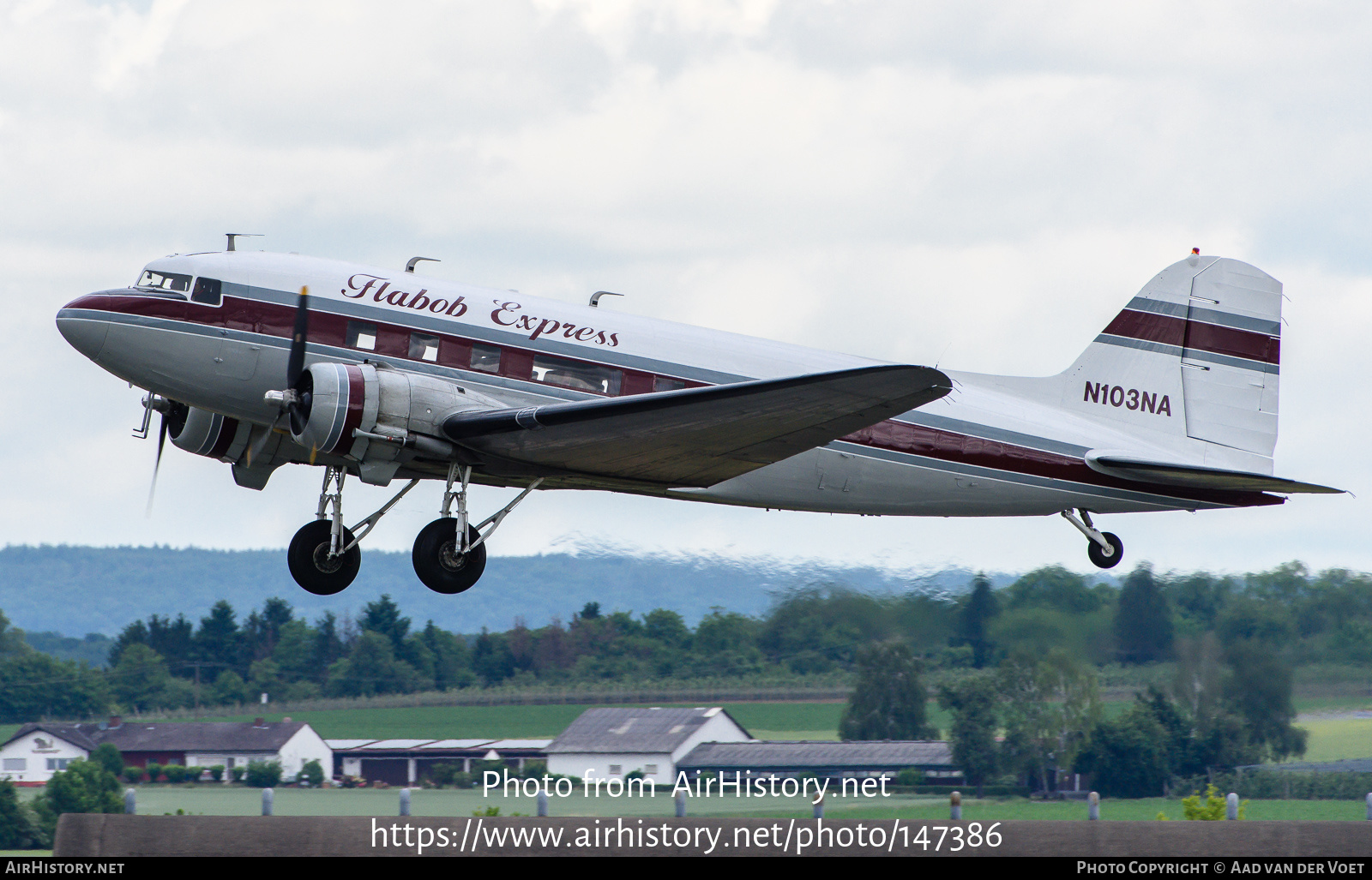 Aircraft Photo of N103NA | Douglas DC-3(C) | Flabob Express | AirHistory.net #147386