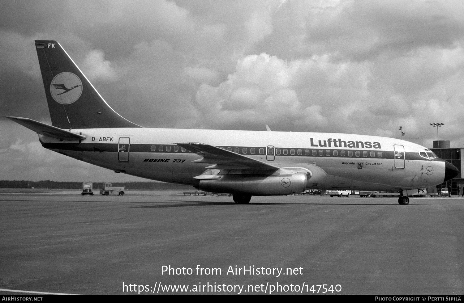 Aircraft Photo of D-ABFK | Boeing 737-230/Adv | Lufthansa | AirHistory.net #147540