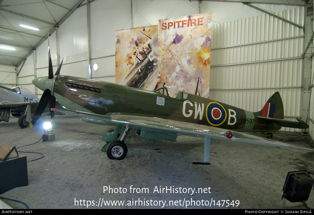 Aircraft Photo of TB597 | Supermarine 361 Spitfire LF16E | UK - Air Force | AirHistory.net #147549