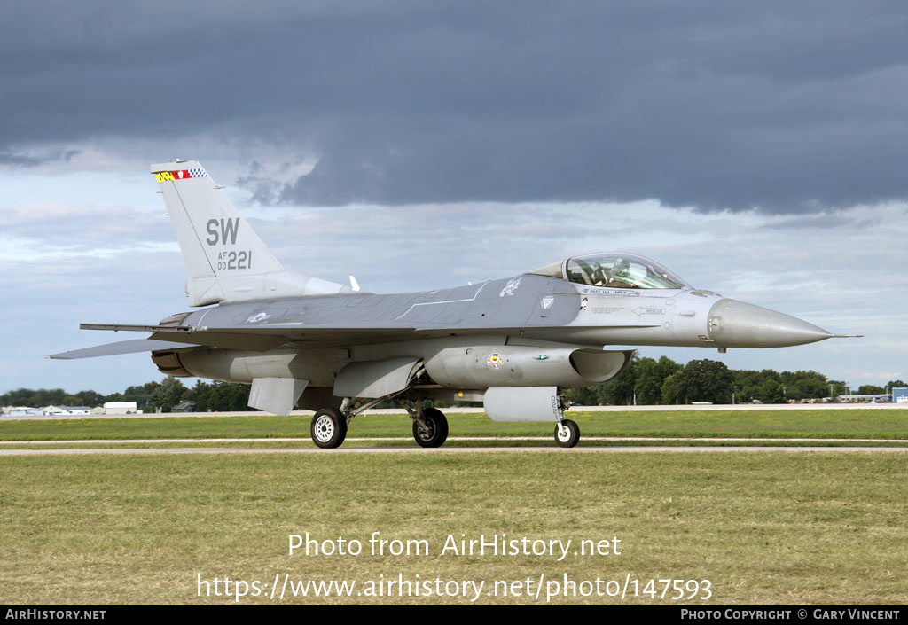 Aircraft Photo of 00-0221 / AF00-221 | General Dynamics F-16CM Fighting Falcon | USA - Air Force | AirHistory.net #147593