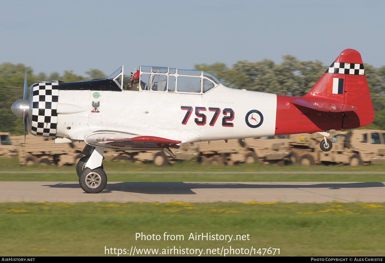 Aircraft Photo of N7572 / 7572 | North American AT-6D Texan | South Africa - Air Force | AirHistory.net #147671