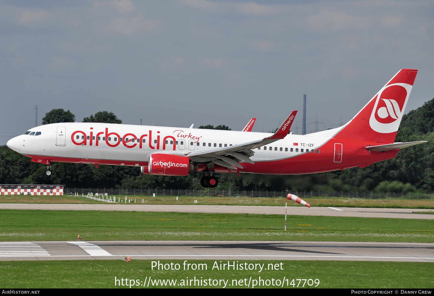 Aircraft Photo of TC-IZF | Boeing 737-86J | Air Berlin Turkey | AirHistory.net #147709