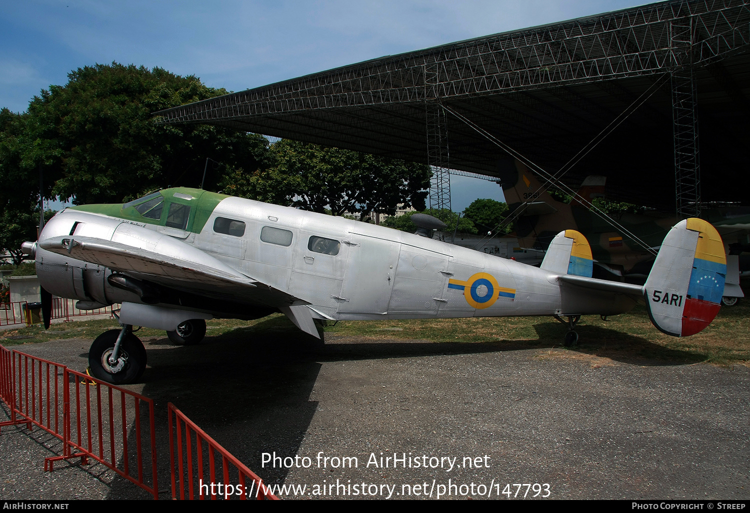 Aircraft Photo of 5AR1 | Beech D18S | Venezuela - Air Force | AirHistory.net #147793