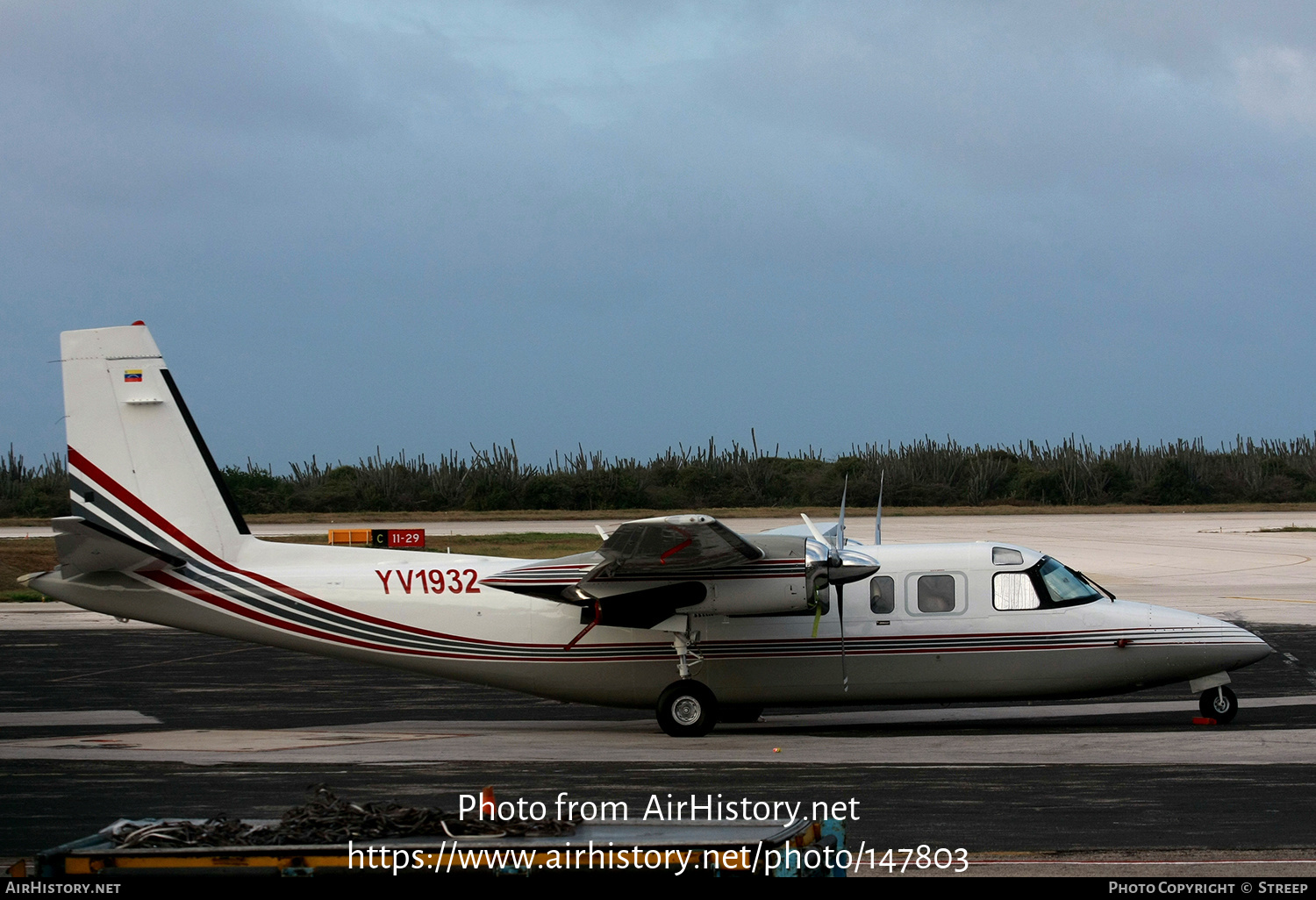 Aircraft Photo of YV1932 | Rockwell 690B Turbo Commander | AirHistory.net #147803