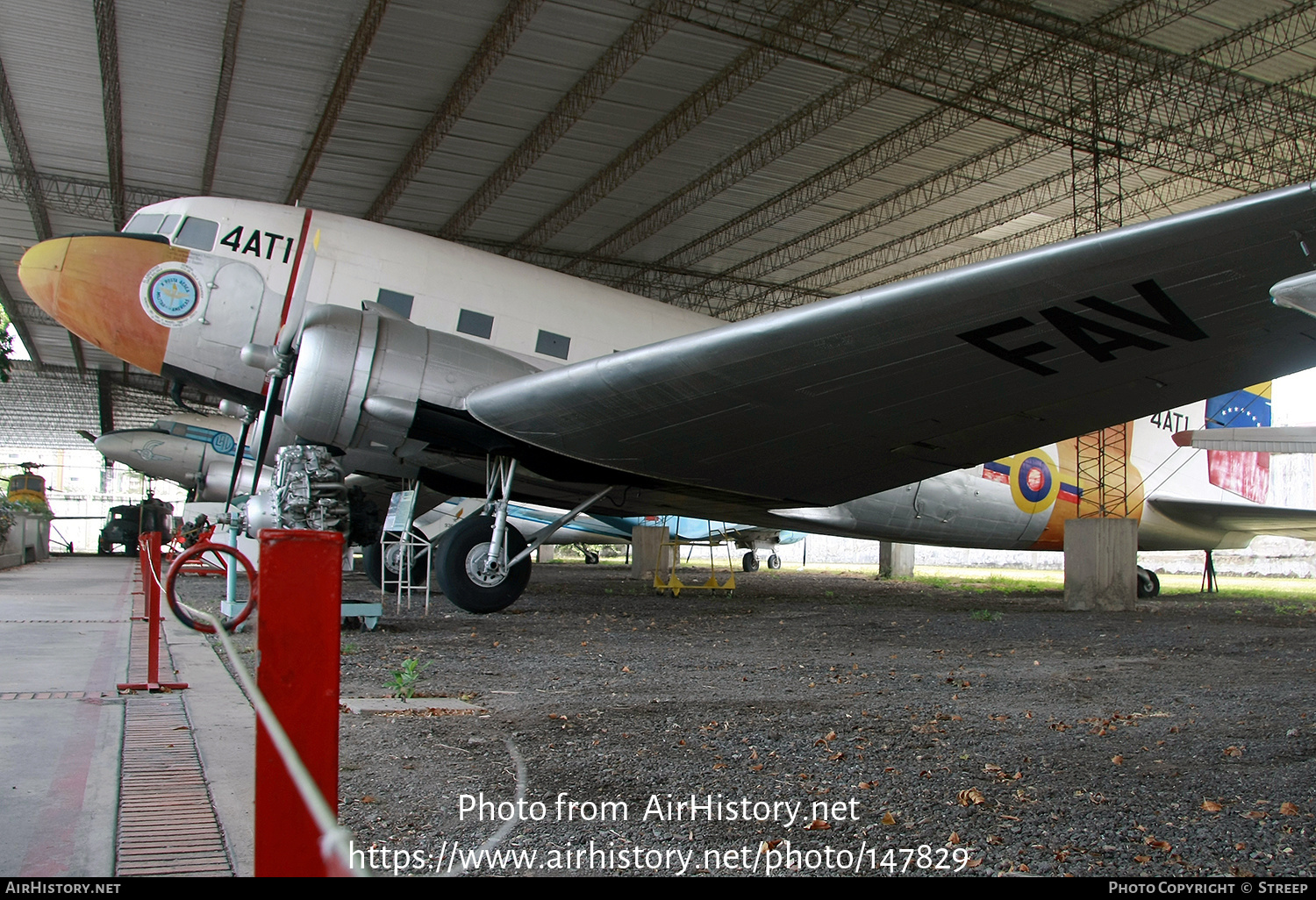 Aircraft Photo of 4AT1 | Douglas DC-3-455 | Venezuela - Air Force | AirHistory.net #147829