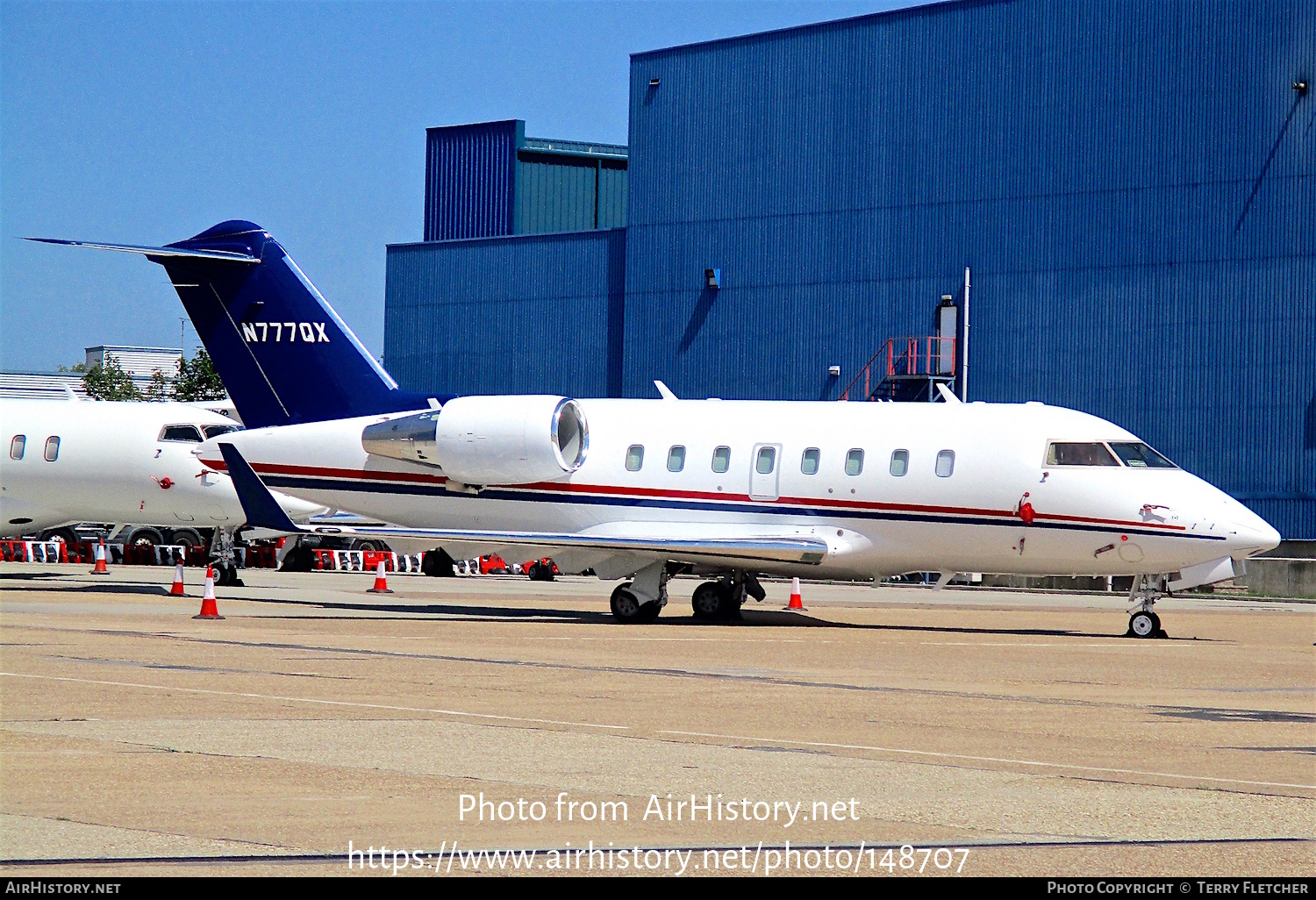 Aircraft Photo of N777QX | Bombardier Challenger 605 (CL-600-2B16) | AirHistory.net #148707