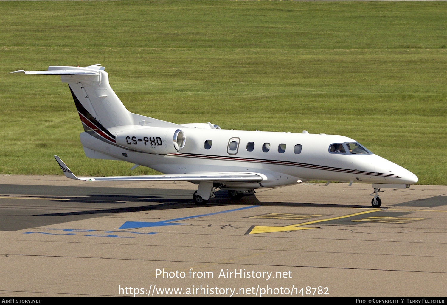 Aircraft Photo of CS-PHD | Embraer EMB-505 Phenom 300 | AirHistory.net #148782