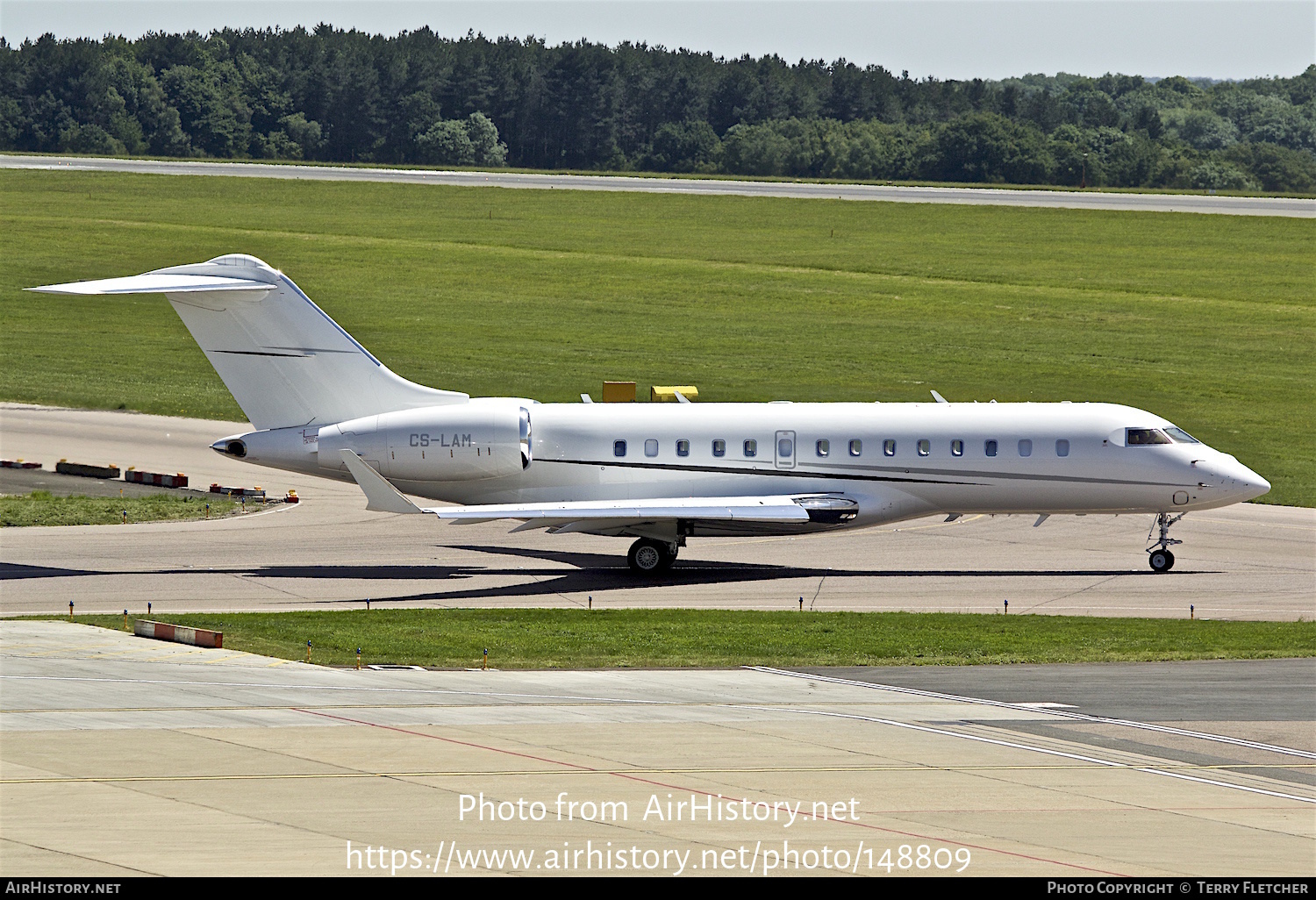 Aircraft Photo of CS-LAM | Bombardier Global 5000 (BD-700-1A11) | AirHistory.net #148809