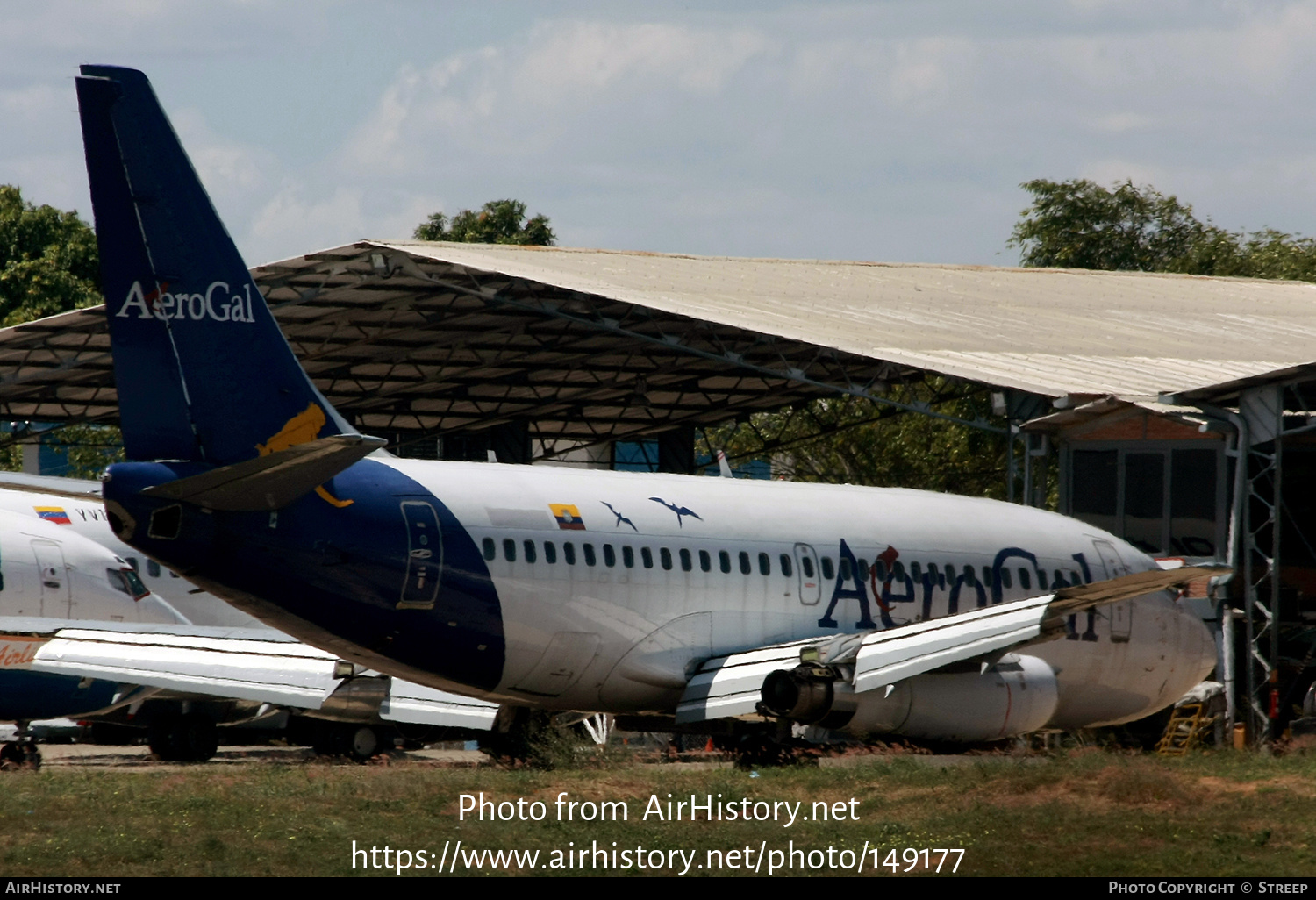 Aircraft Photo of HC-CFR | Boeing 737-244 | AeroGal | AirHistory.net #149177