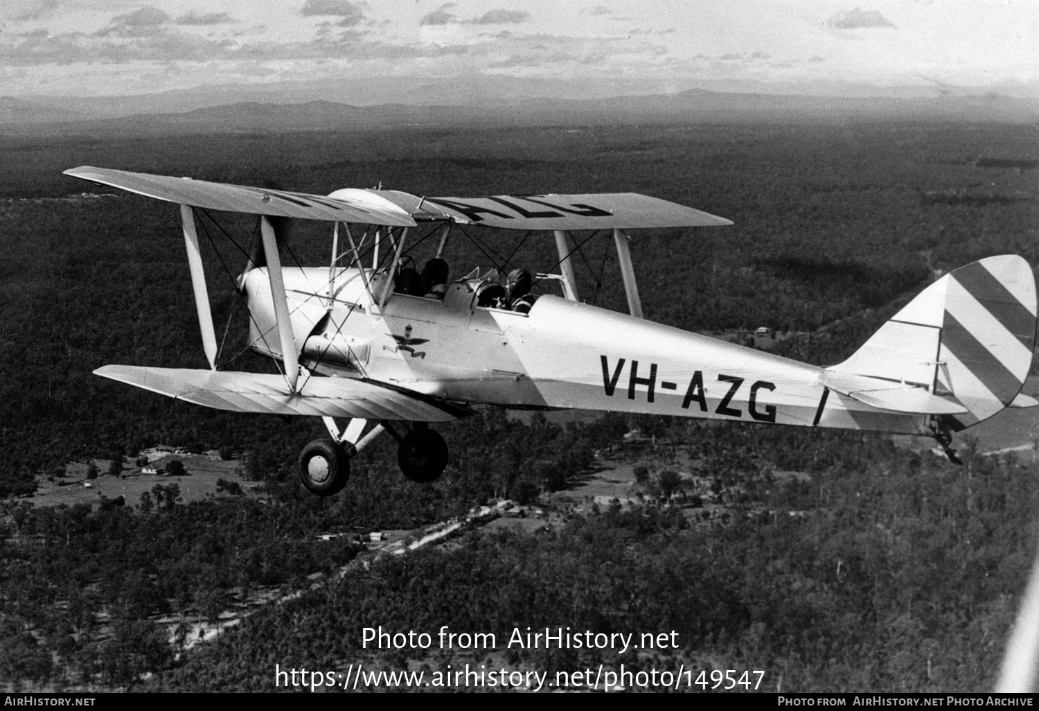 Aircraft Photo of VH-AZG | De Havilland D.H. 82A Tiger Moth | Royal Queensland Aero Club | AirHistory.net #149547